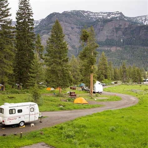 yellowstone national park camping grounds